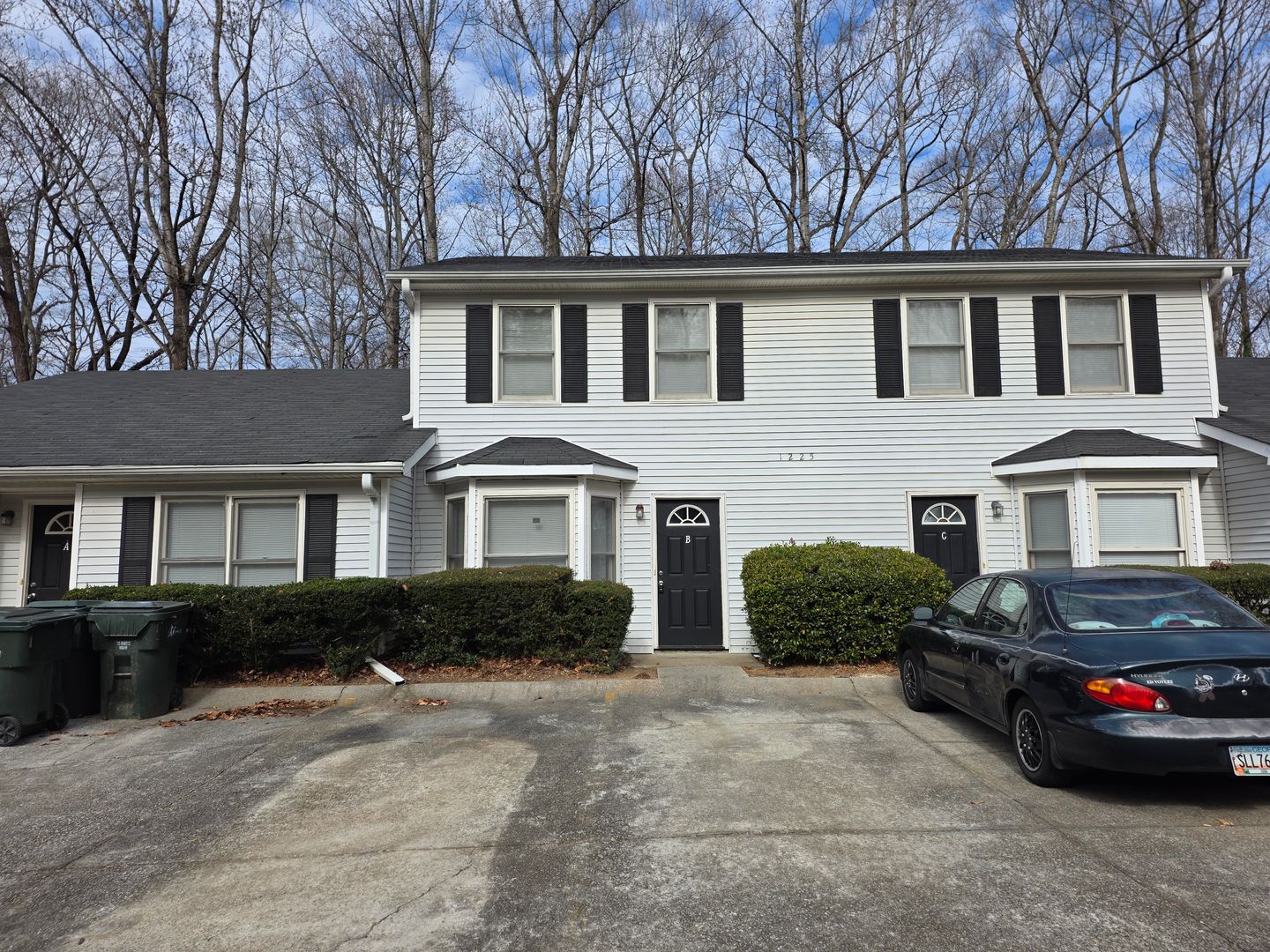 Marietta Apartment: 1225 Oakplace Drive