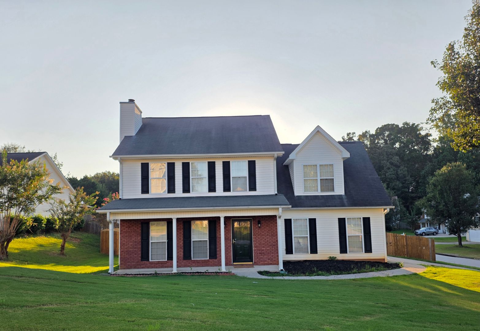 Hiram House: 15 Waterloo Ct
