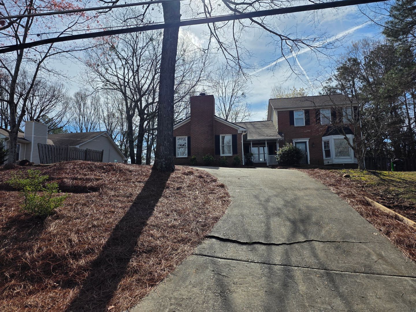 Smyrna House: 1834 Cooper Lake Drive SE