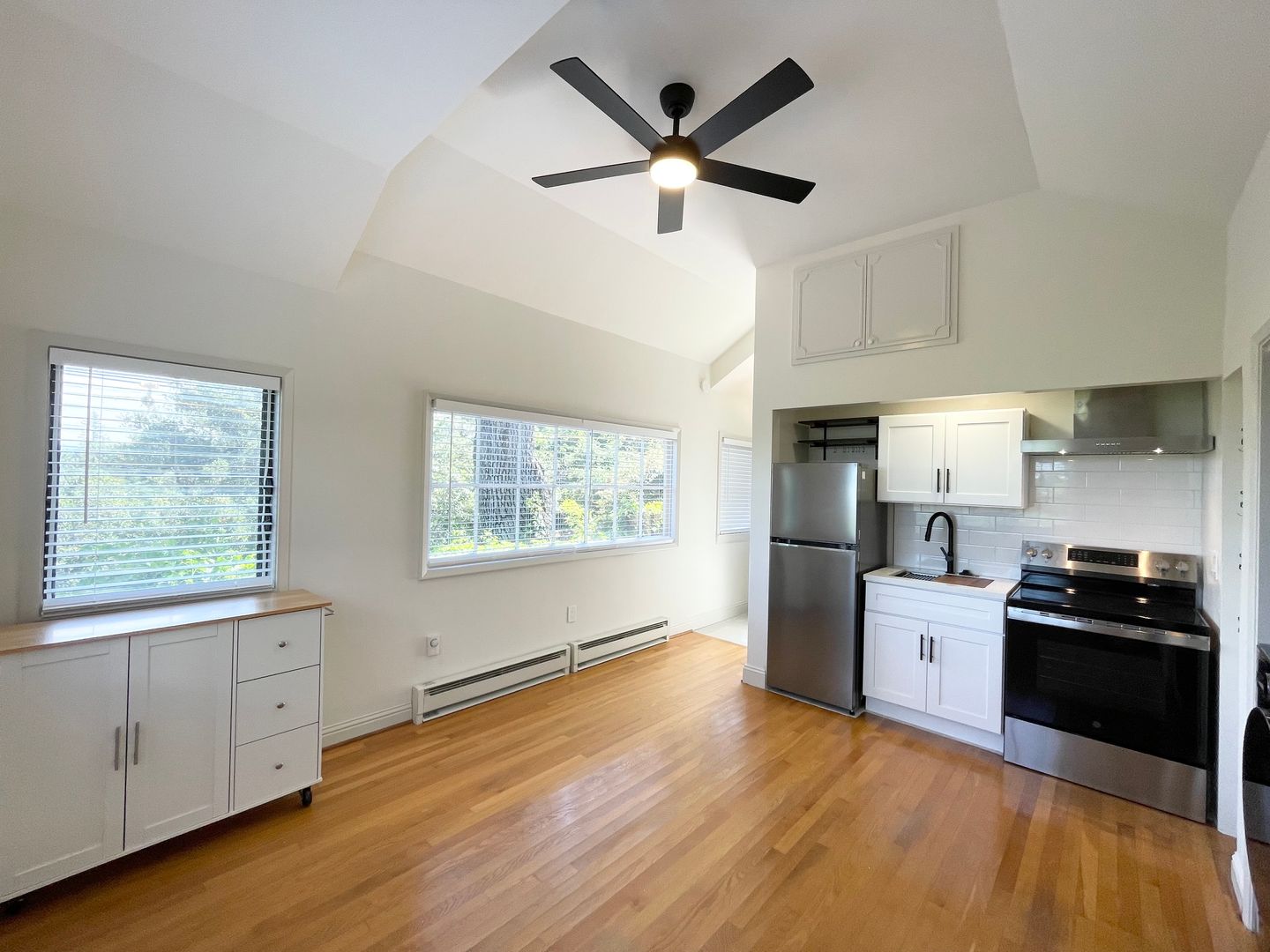 Los Gatos Apartment: 54 Cleland Avenue