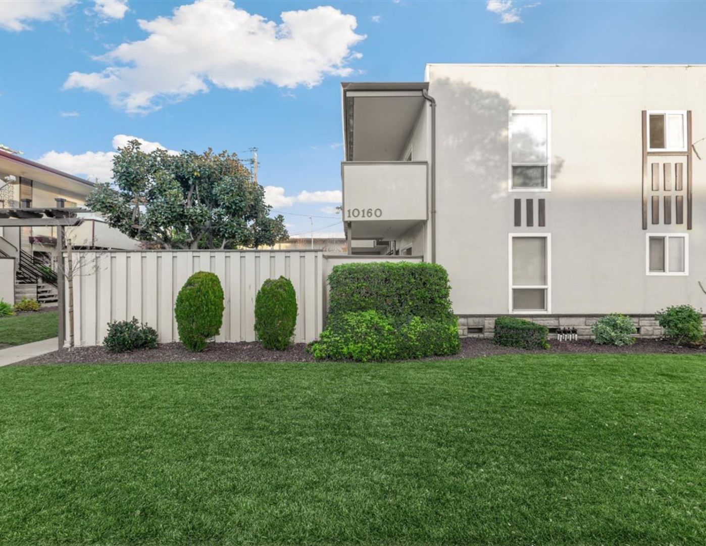 Cupertino Apartment: 10160-10162 Park Circle East