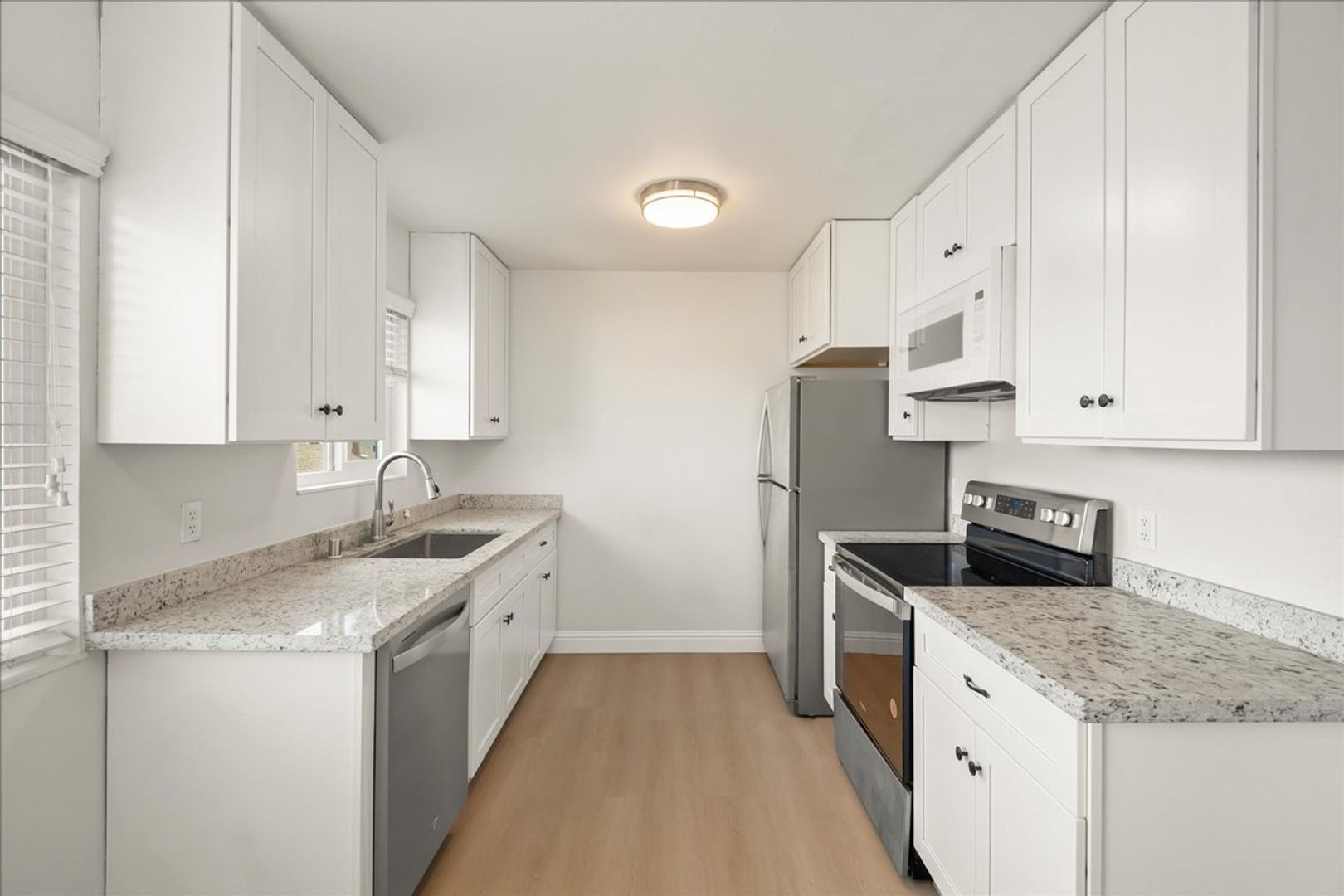 Mountain View Apartment: 1339 Park Drive