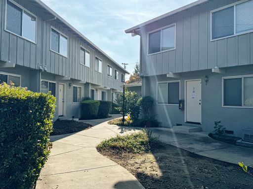 Fully Renovated 2 Bedroom, 2.5 Bath Townhome with Garage | 2868 Homestead Road, Santa Clara – photo 1