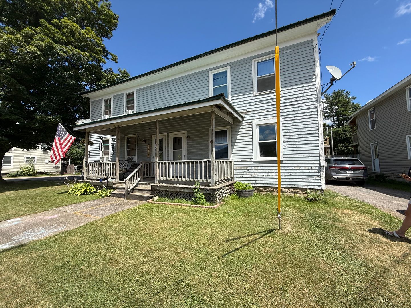 89 North Main St.