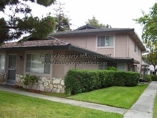 Capitola House: 4490 Diamond Street, Unit #4