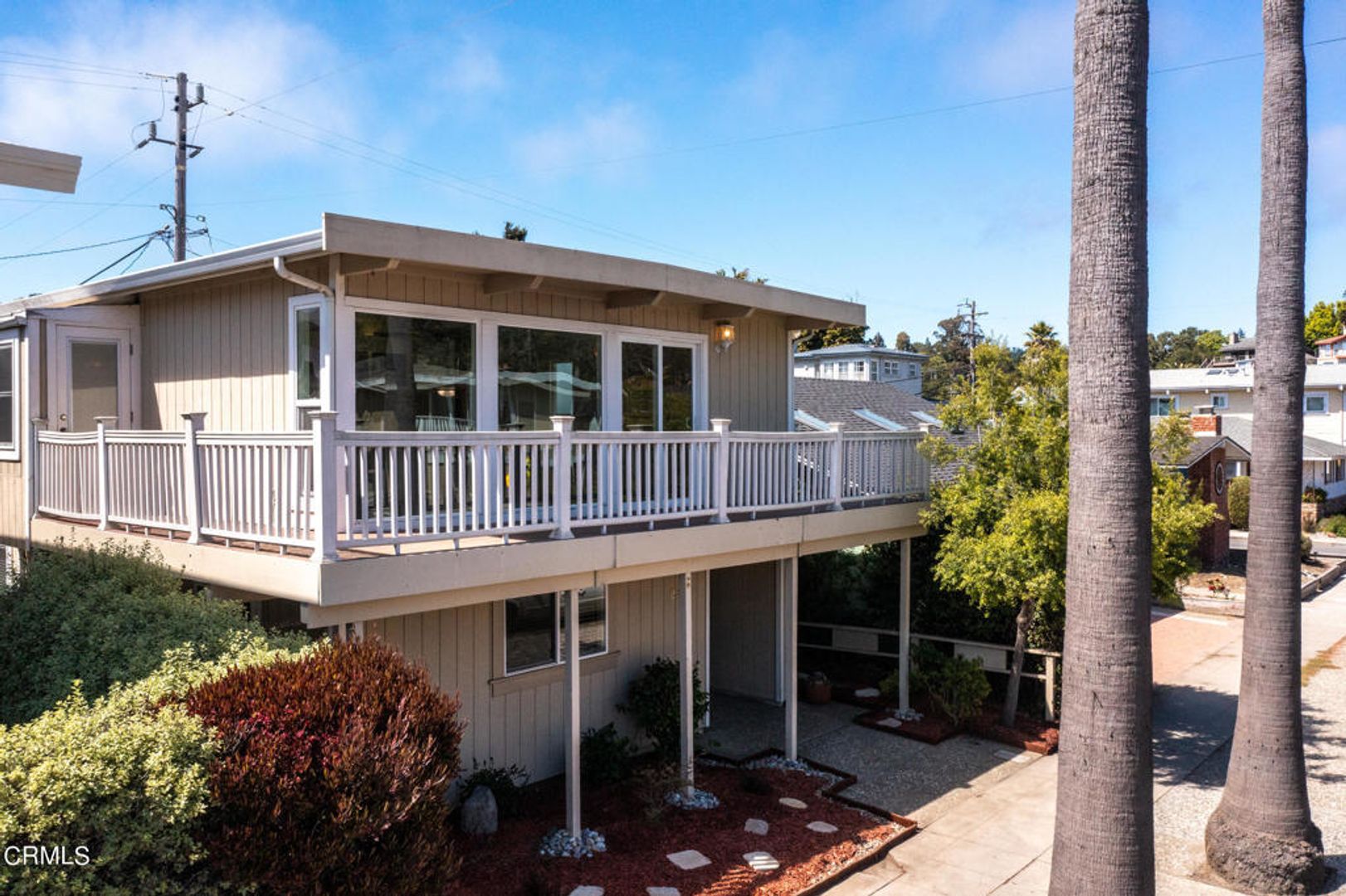 Aptos House: 205 Aptos Beach Drive
