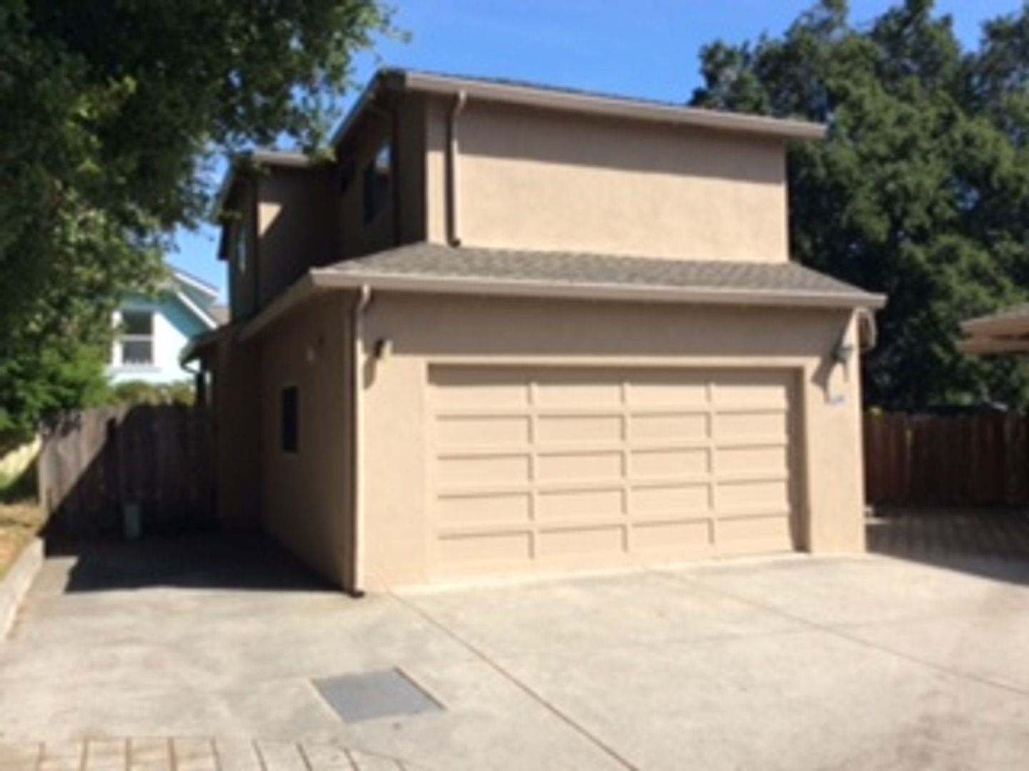 Santa Cruz House: 324 Plymouth St