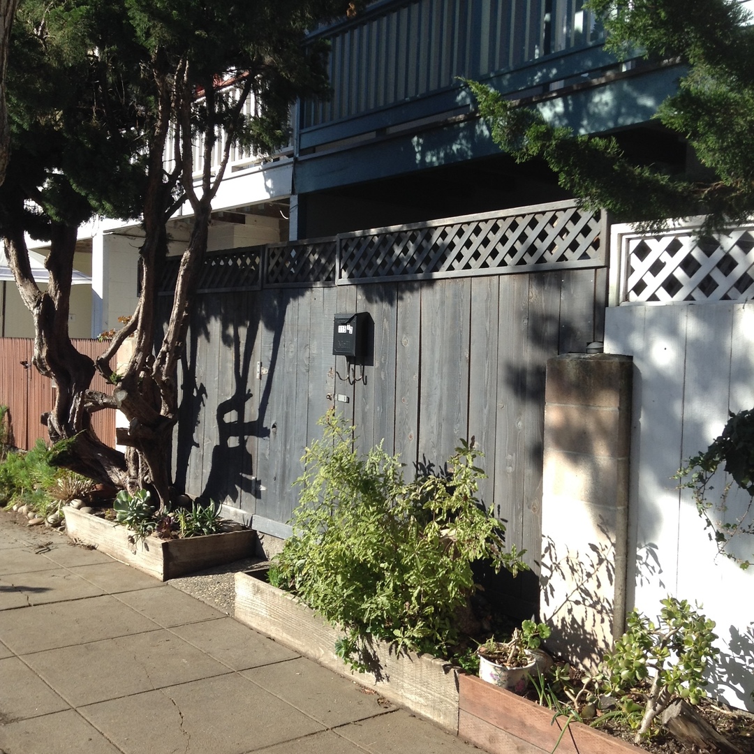 Aptos House: 115.5 Marina Avenue