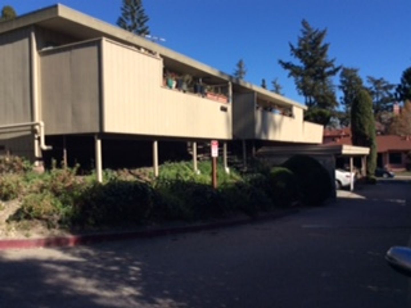 Santa Cruz Apartment: 122 Rincon Street