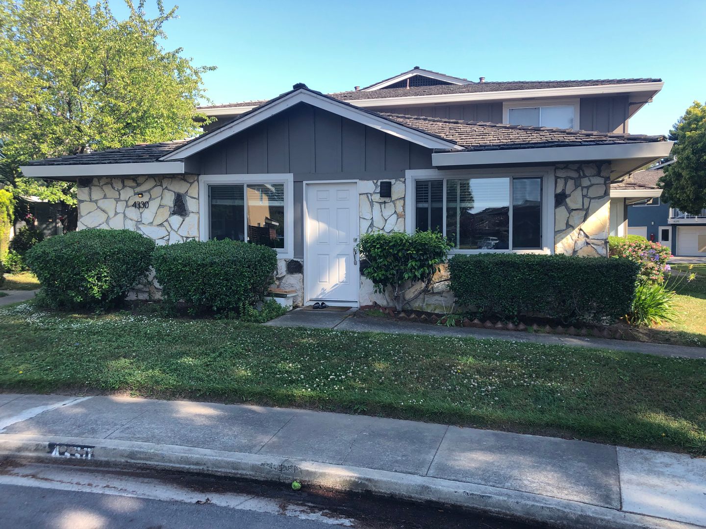 Capitola Condo: 4330 Diamond, #1