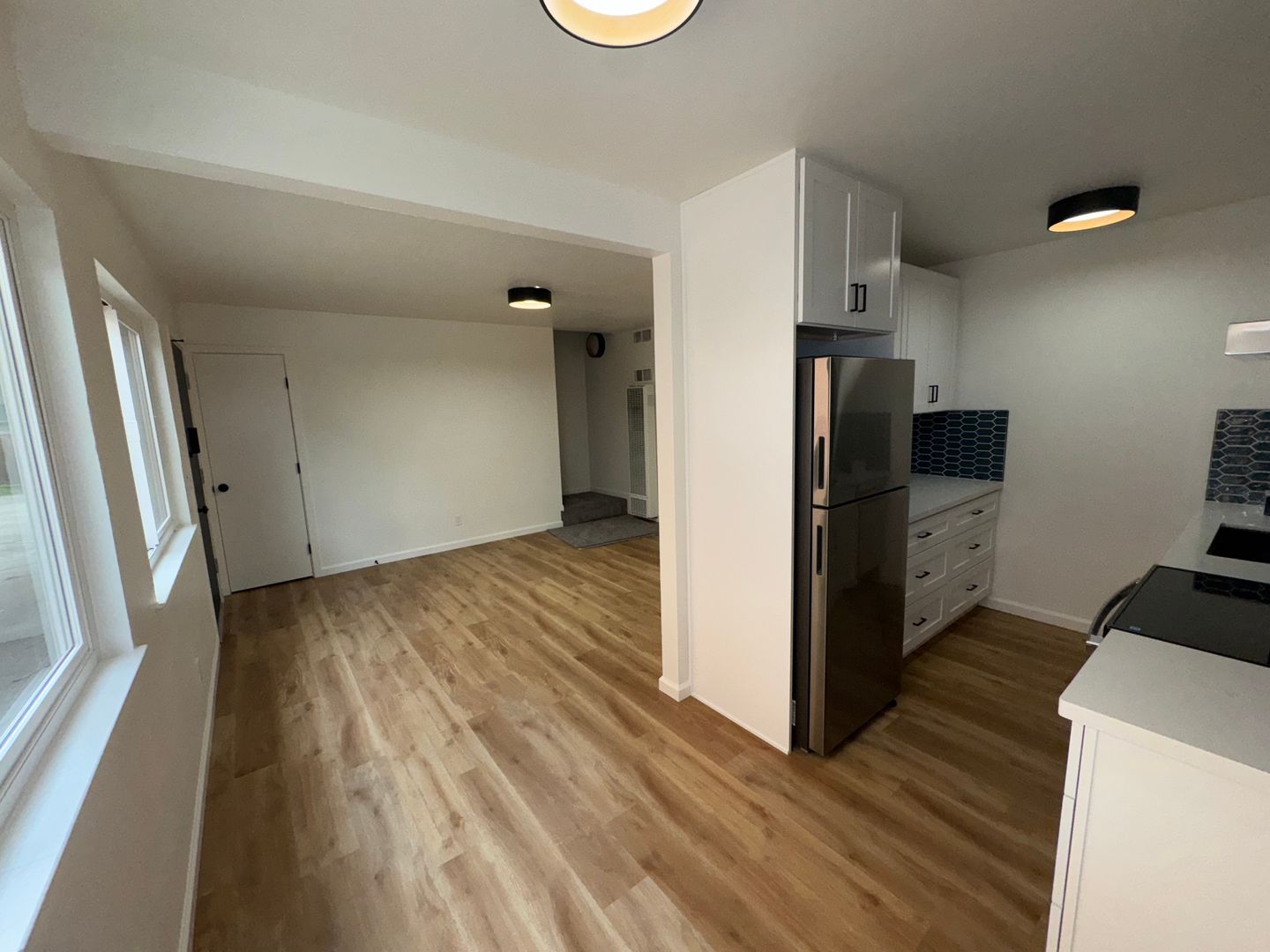 Santa Cruz Apartment: 133 Walti Street