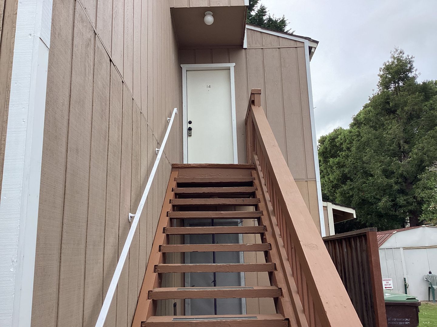 Santa Cruz Apartment: 711 Seabright Avenue