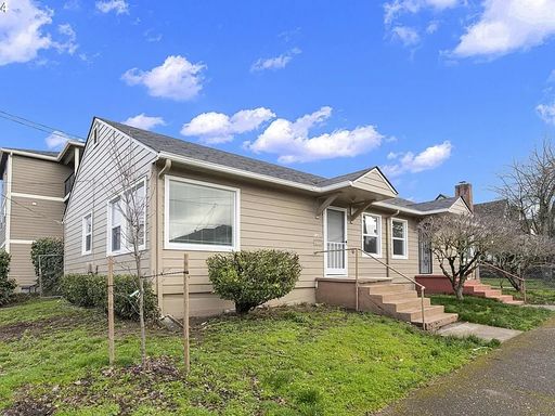 Heart of Alberta District 2bed/ 1 Bath Private Backyard – photo 1