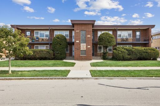1 Bed 1 Bath Rental at 1211 Homestead Road - Unit C, LaGrange Park, IL
