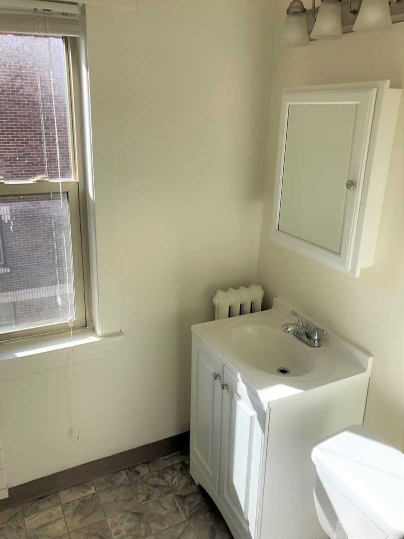 Minneapolis Apartment: 2801 Park Ave