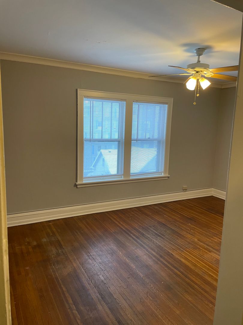 Minneapolis Apartment: 610 West Franklin Avenue