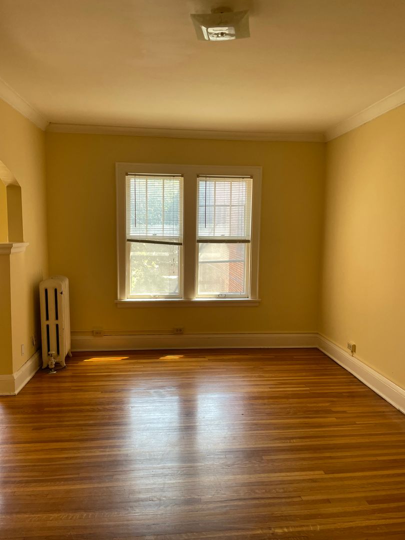 Minneapolis Apartment: 610 West Franklin Avenue