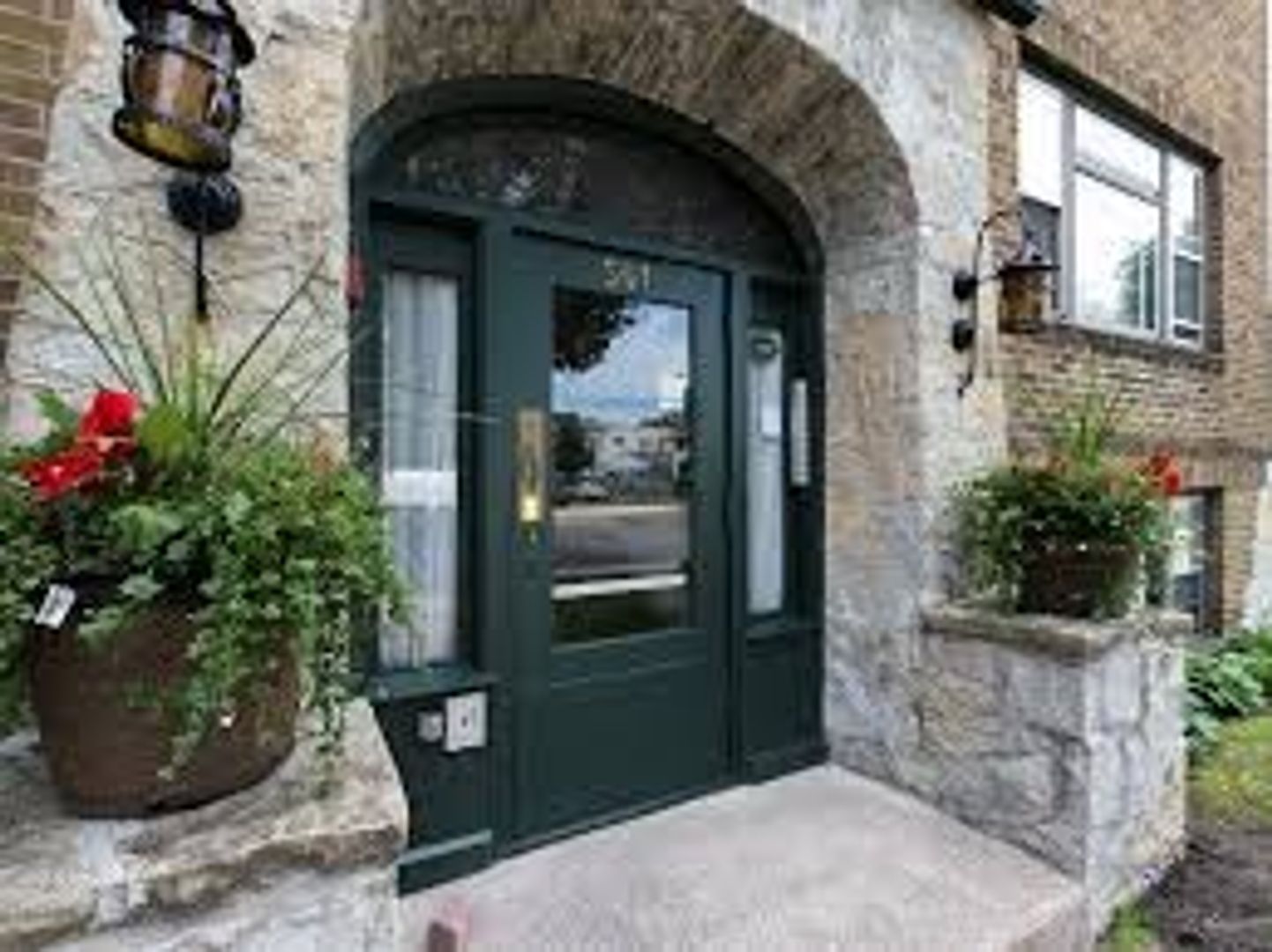 Minneapolis Apartment: 501 East 36th Street