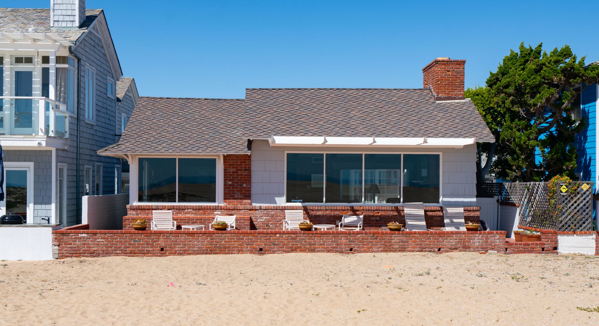 Newport Beach House: 2124 E. Oceanfront