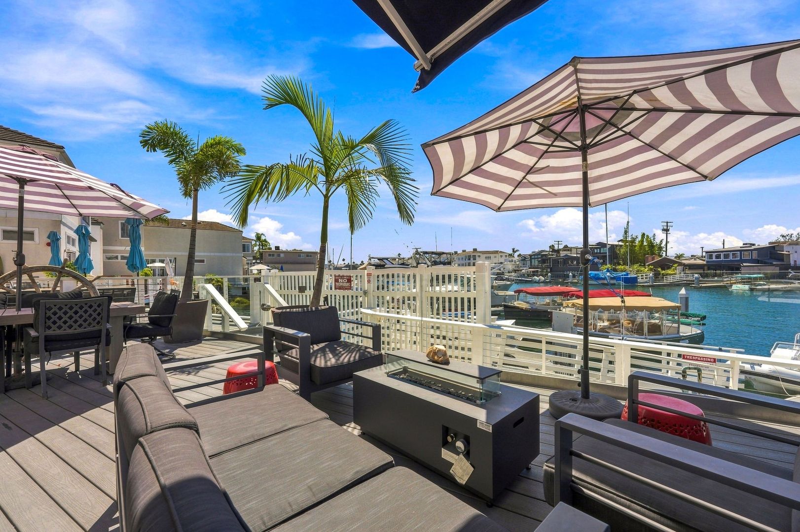 Newport Beach House: 700 Lido Park Dr