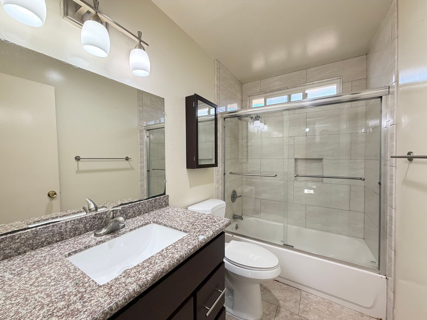 Newport Beach Apartment: 4115 Hilaria Way - C