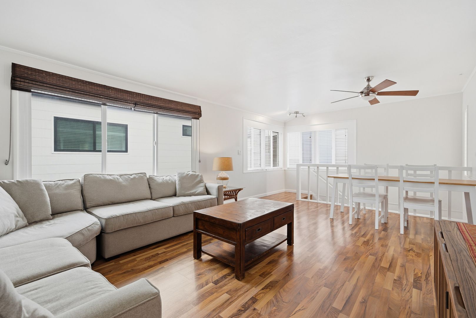 Newport Beach Apartment: 309 1/2 Onyx Ave