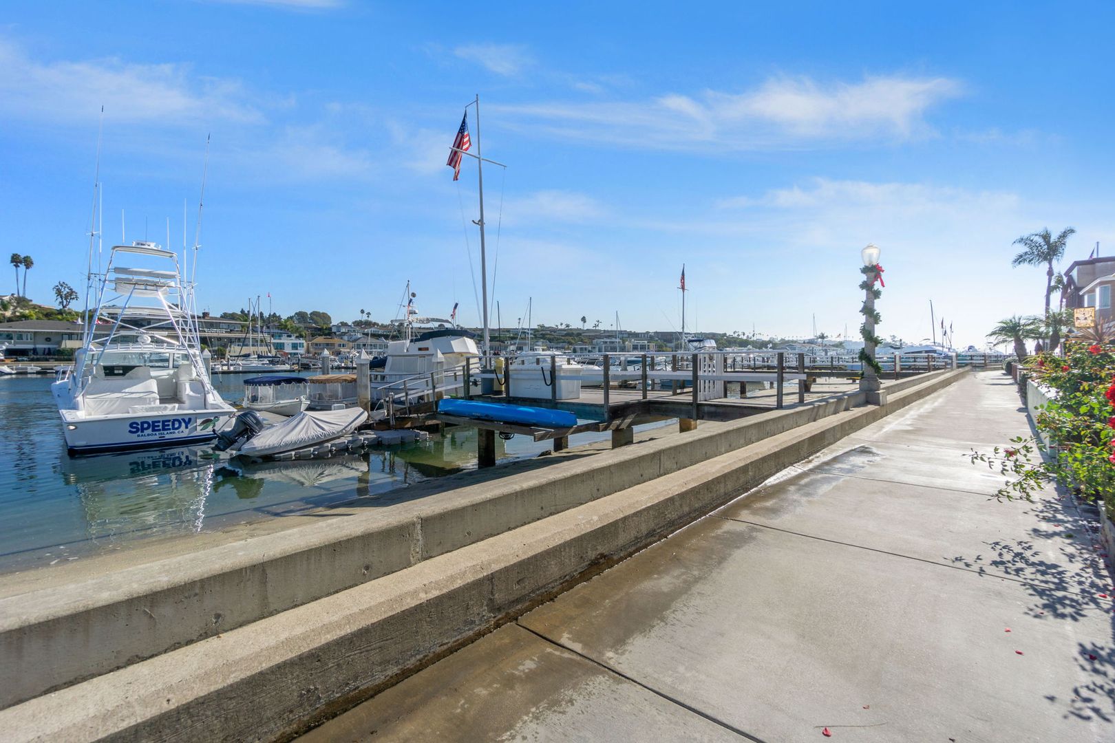 Newport Beach Apartment: 223 East Bayfront