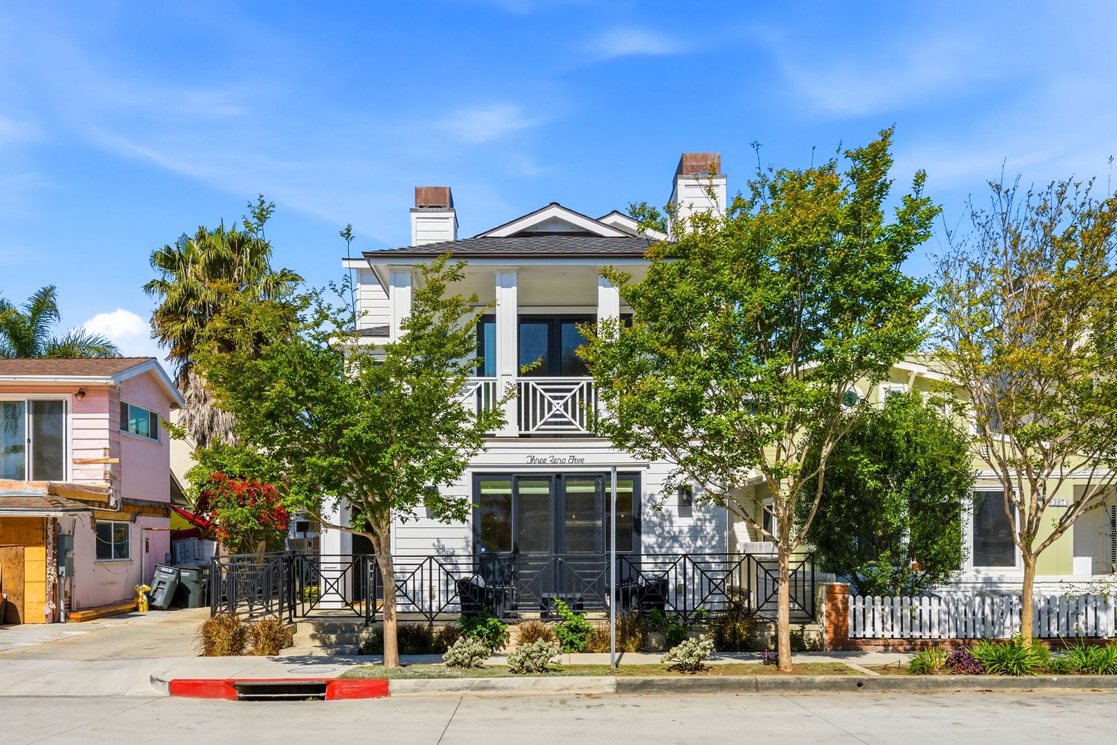 Newport Beach House: 305 Montero St