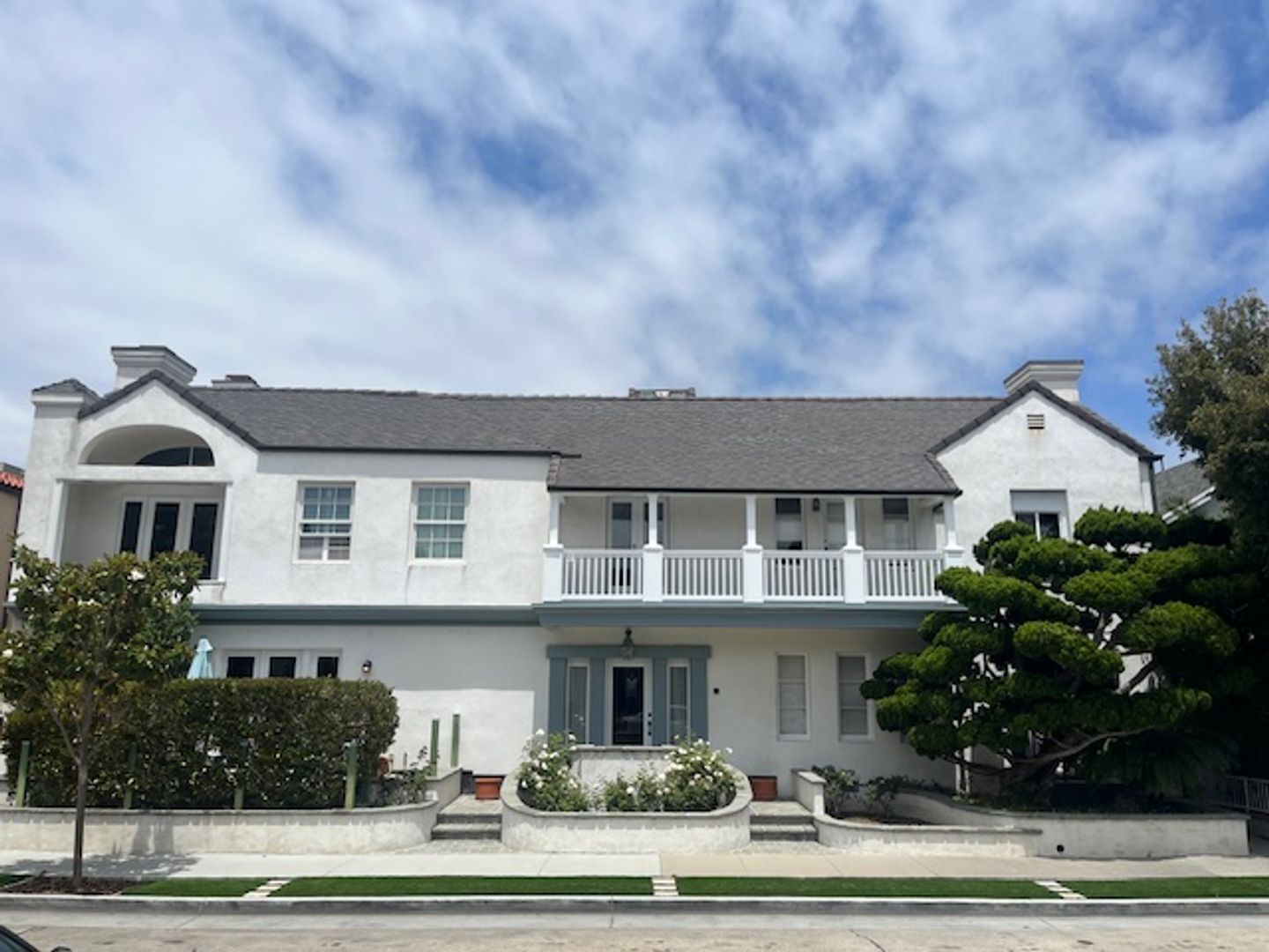Newport Beach Apartment: 1530 Miramar Dr