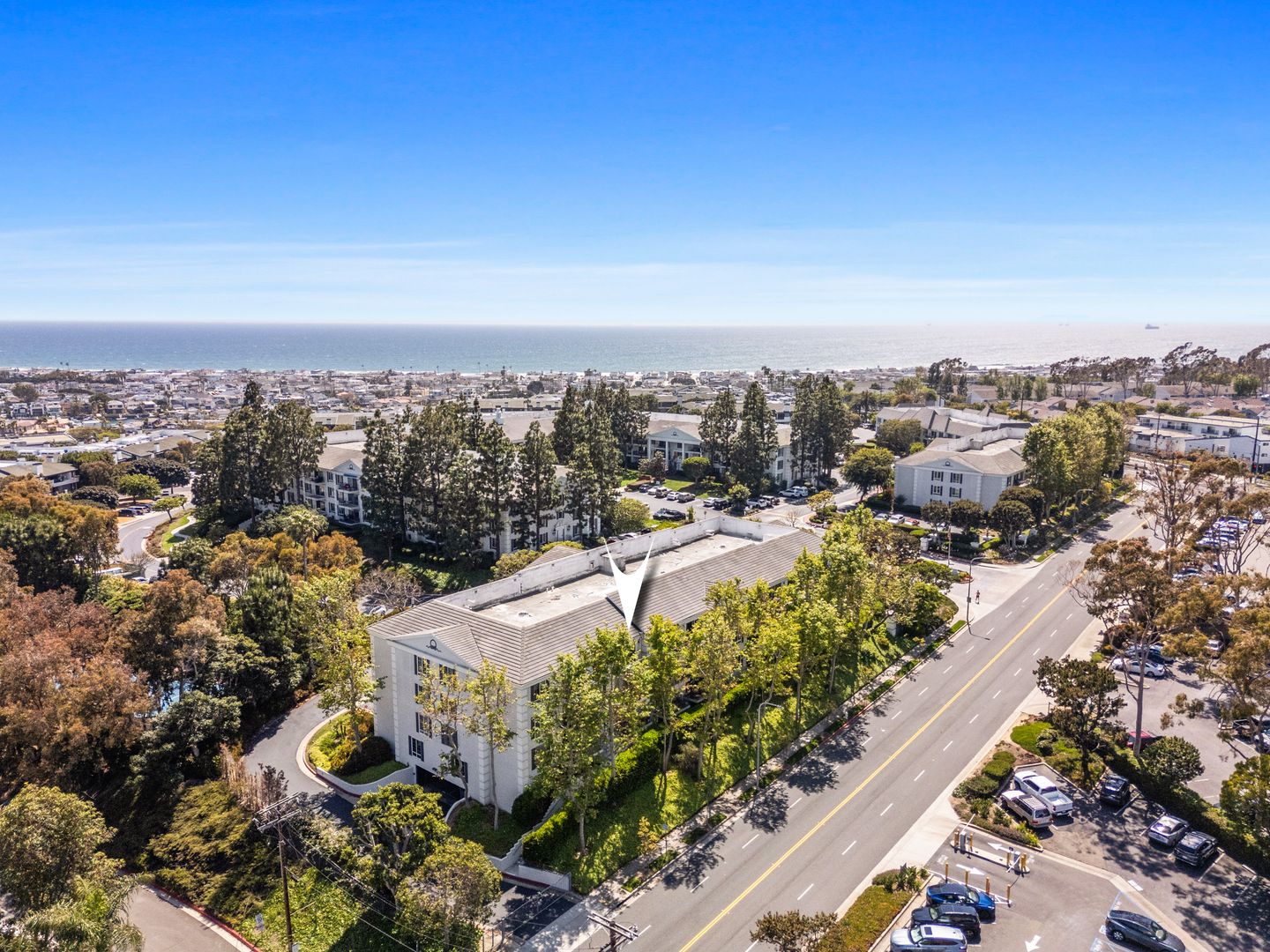 Newport Beach Condo: 200 McNeil #117