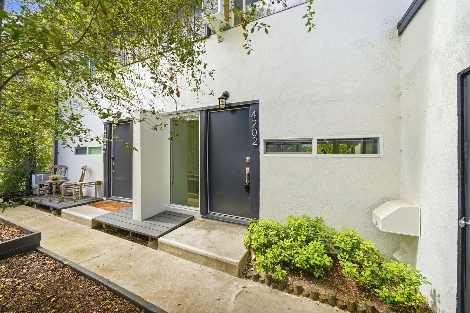 Corona Del Mar Apartment: 4200 Shorecrest