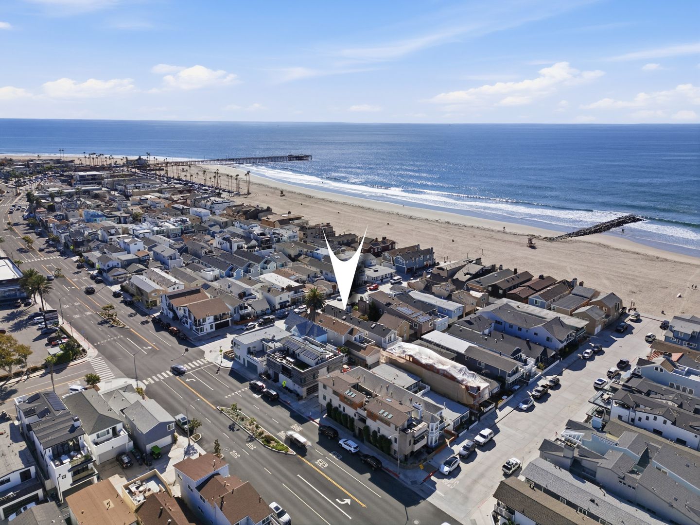 Newport Beach Apartment: 119 28th Street