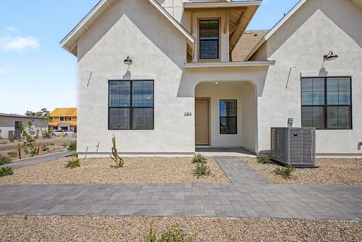 Balboa Village | Luxury Rental | Beautiful 3 Bedroom Home – photo 1
