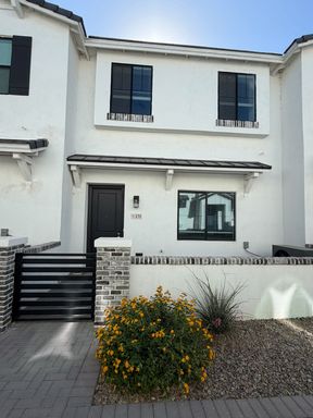 Lehi Cove | Luxury Rental | Beautiful 3 Bedroom Home – photo 1