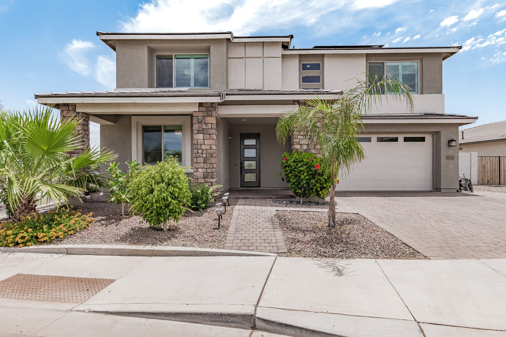 Queen Creek House: 25713 S 226TH Pl