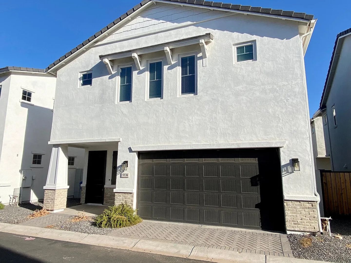 Mesa House: 5538 S Dillon