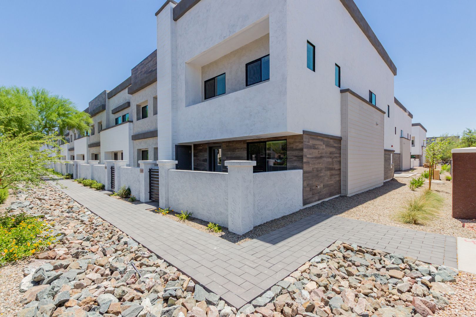 Mesa Townhome: 1318 S 105th Pl