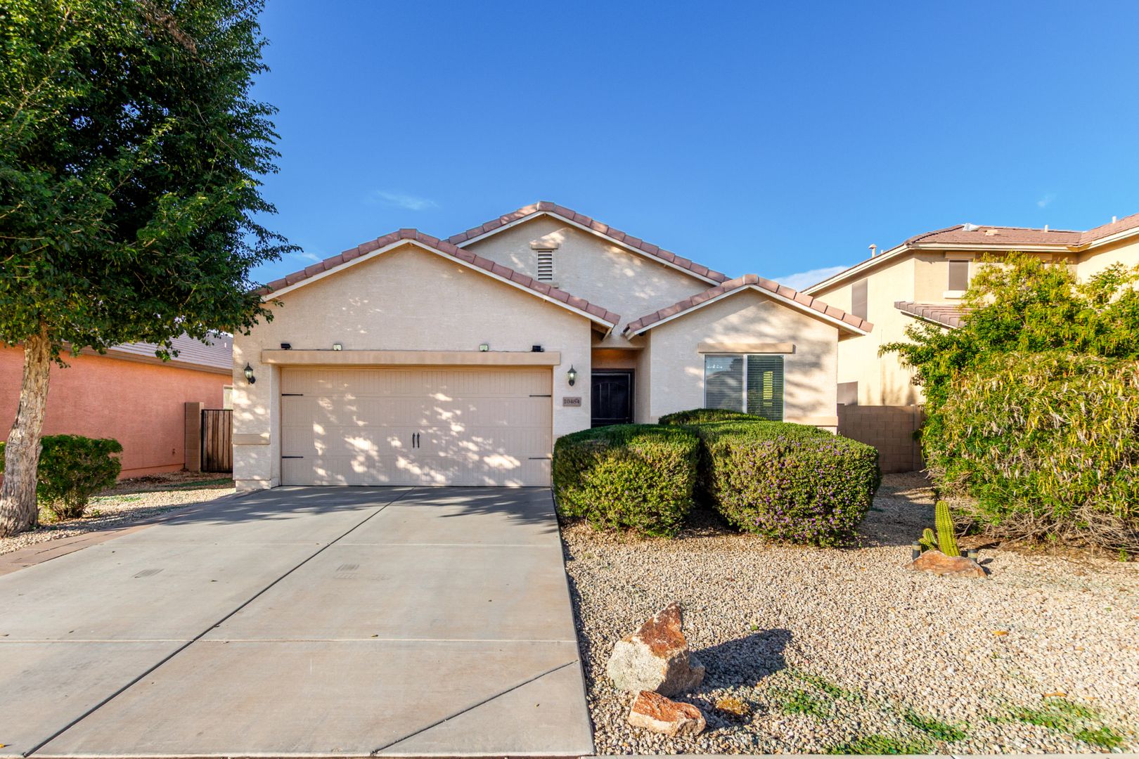 Florence House: 10484 E Verbina Ln