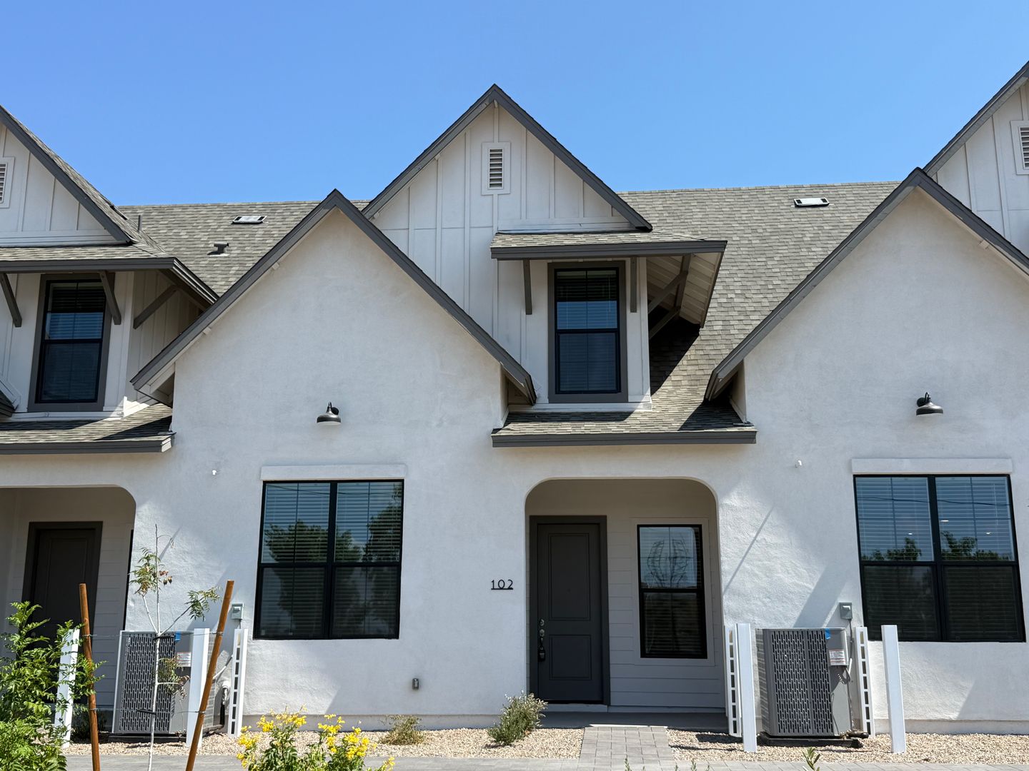 Mesa House: 8232 E University Dr