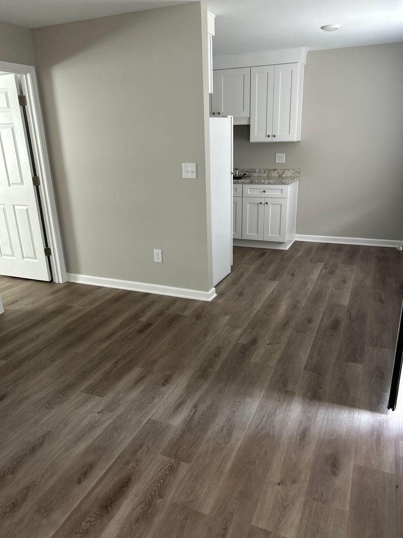 Winston Salem Apartment: 803-807-811 Utah Dr.