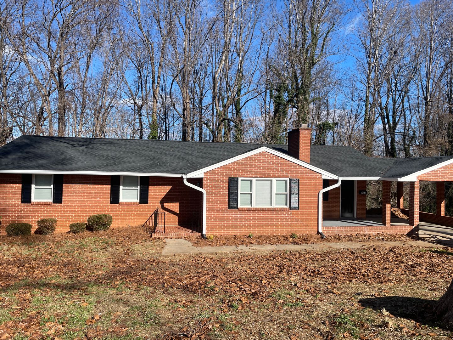 WINSTON-SALEM House: 203 BEECHWOOD CIRCLE