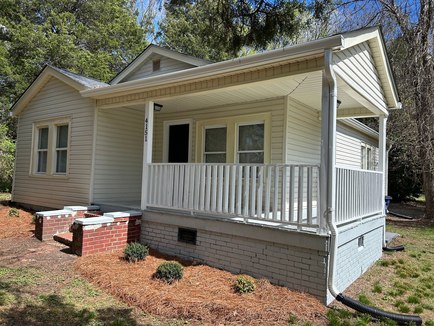 WINSTON-SALEM House: 4151 SHERATON STREET