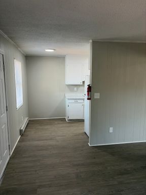 807-E UTAH DRIVE – photo 1