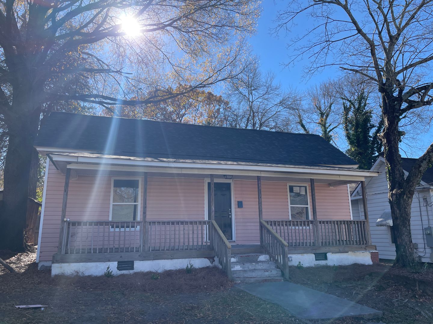 WINSTON-SALEM House: 628 GOLDFLOSS STREET