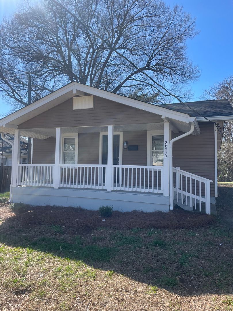 WINSTON-SALEM House: 2806 STOCKTON STREET