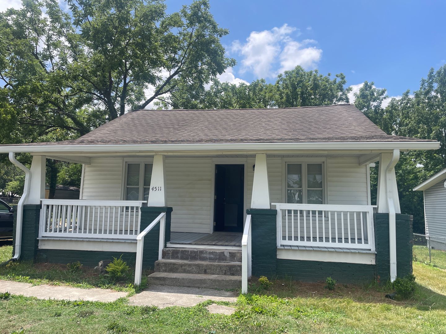 WINSTON-SALEM House: 4511 LANSING DRIVE