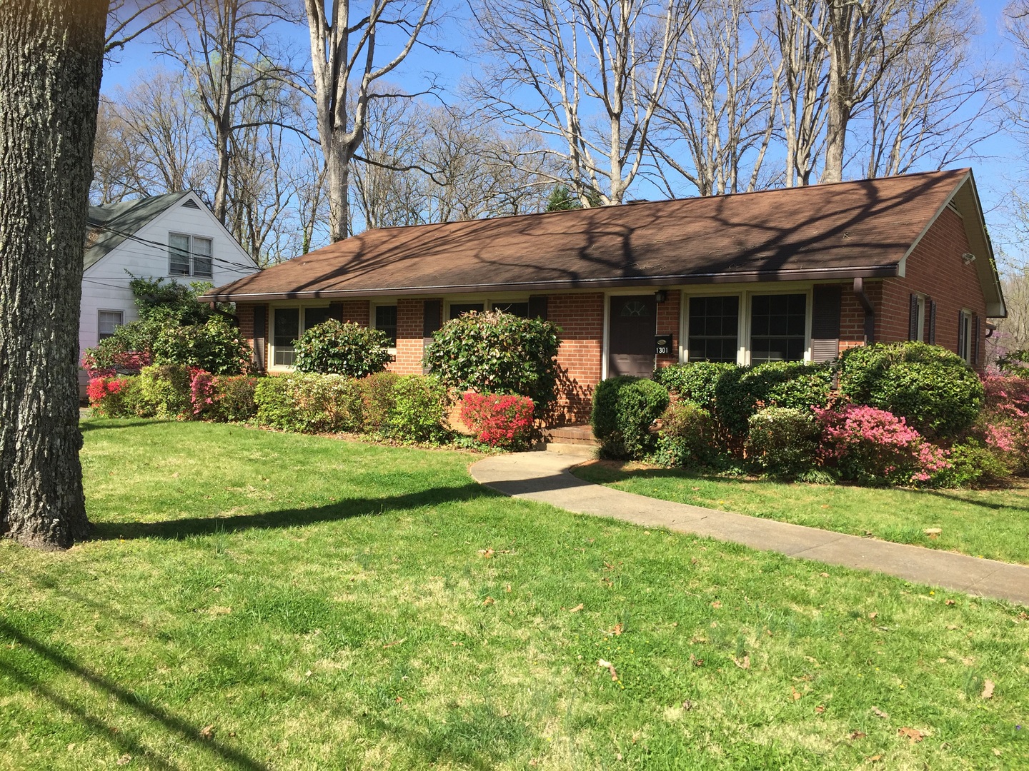 WInston-Salem House: 1301 Brookwood Dr.