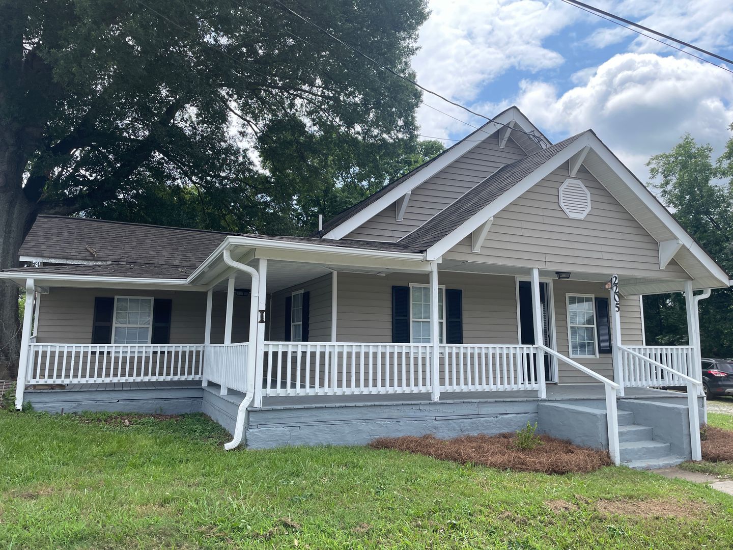 WINSTON-SALEM House: 2205 COLE ROAD