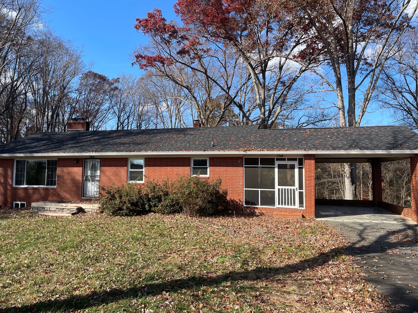 Pfafftown House: 5509 Skylark Road