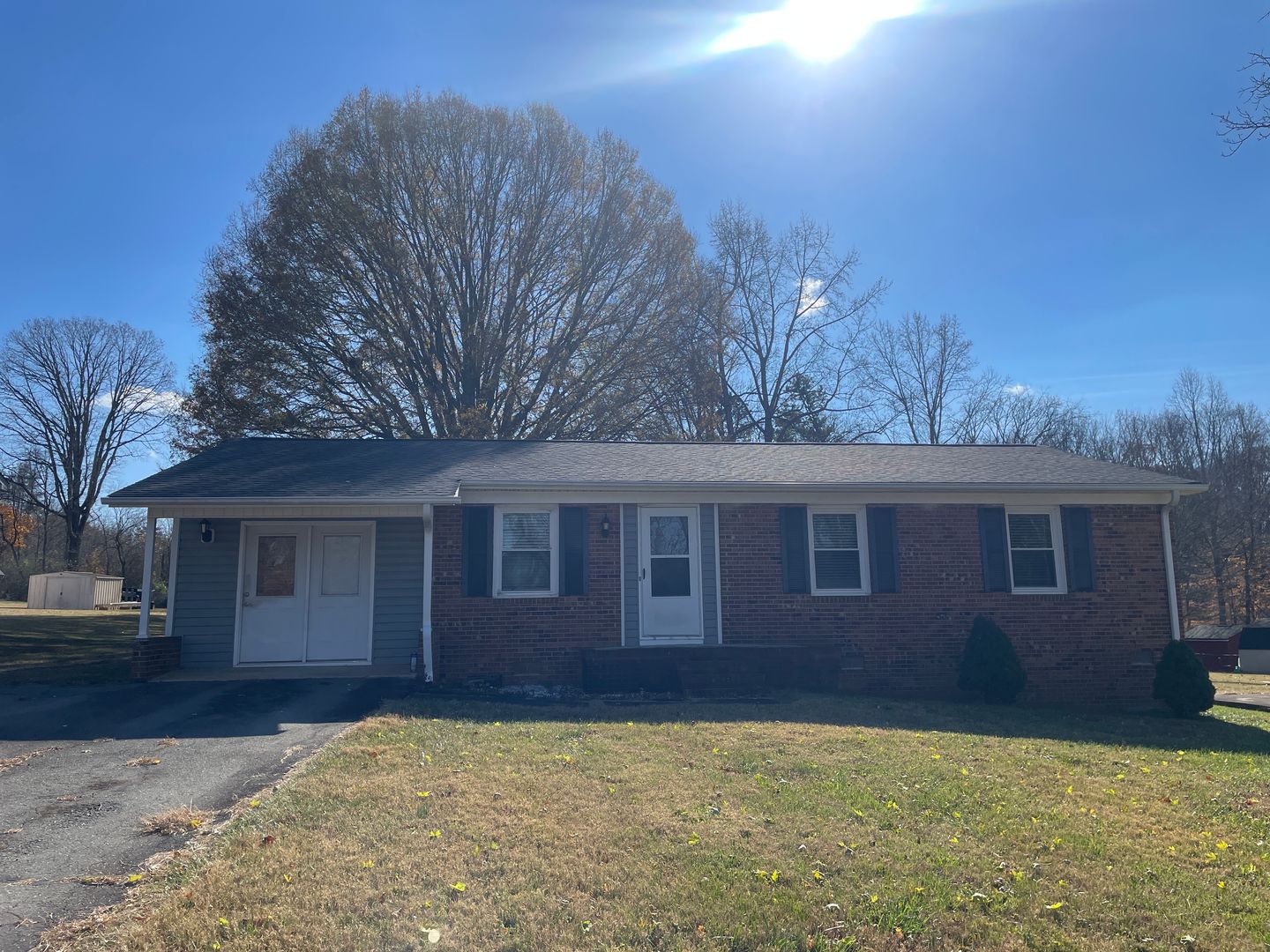 Rural Hall House: 1400 Vestal Road